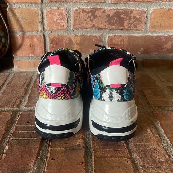 Steve Madden Cliff Multi Color Rainbow Snake Multi Pattern Sneakers - Picture 3 of 7